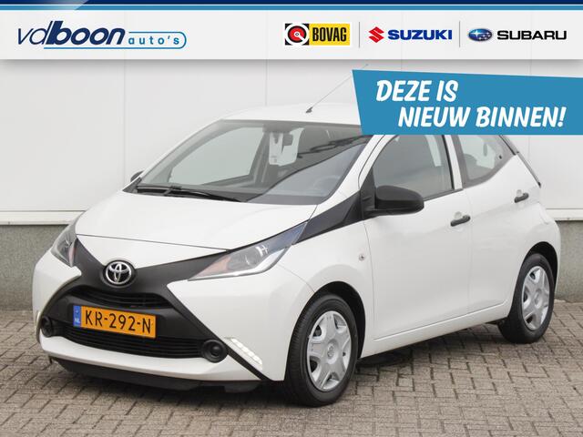 Toyota AYGO 1.0 VVT-i x-now | Airco | Radio