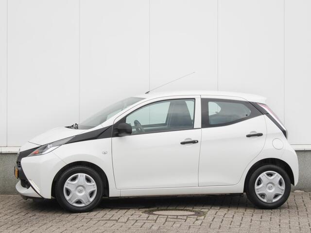 Toyota AYGO 1.0 VVT-i x-now | Airco | Radio