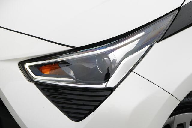 Toyota AYGO 1.0 VVT-i x-play Automaat | DAB | bluetooth |