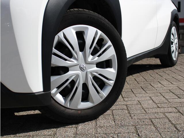 Toyota AYGO X 1.0 VVT-i MT Play Airco, Achteruitrijcamera, Cruise Control Adaptief, Apple Carplay/Android Auto