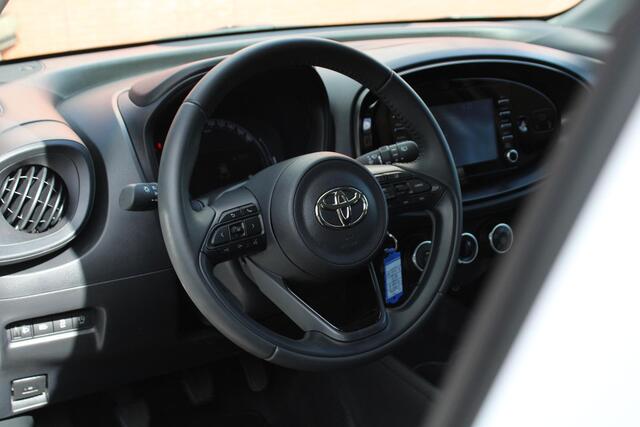 Toyota AYGO X 1.0 VVT-i MT Play Airco, Achteruitrijcamera, Cruise Control Adaptief, Apple Carplay/Android Auto