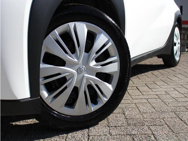 Toyota AYGO X 1.0 VVT-i MT Play Achteruitrijcamera, Airco, Cruise control Adaptief, Apple Carplay/Android Auto