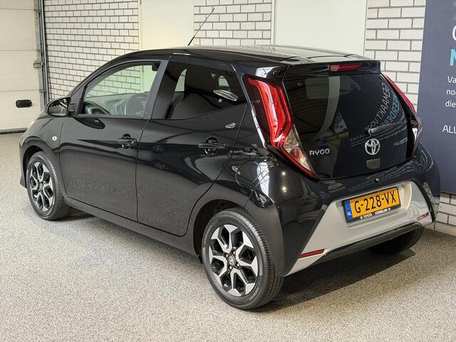 Toyota AYGO 1.0 VVT-i x-joy