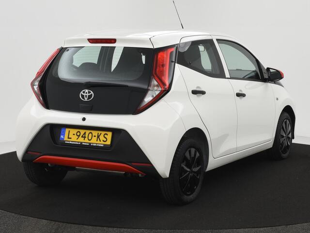 Toyota AYGO 1.0 VVT-i x-fun AIRCO|DAB|BLUETOOTH|ORG.NL