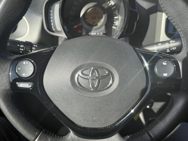 Toyota AYGO 1.0 x-wave | open dak | airco | groot scherm | carplay | Camera