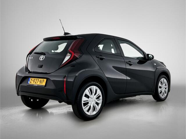 Toyota AYGO X 1.0 VVT-i MT Play