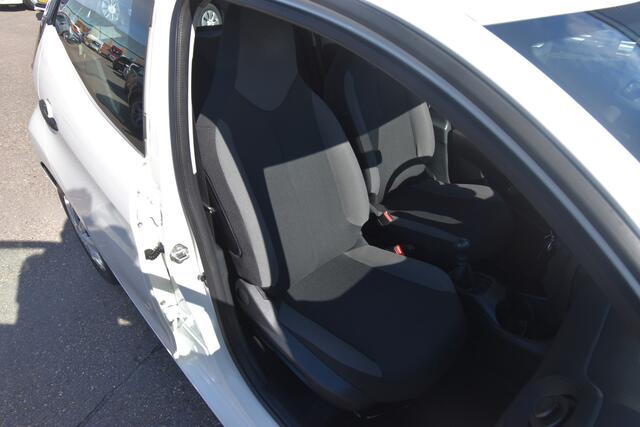 Toyota AYGO 1.0 VVT-i x , CV AFST , EL VOOR , BL TOOTH ,