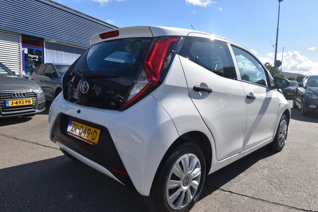 Toyota AYGO 1.0 VVT-i x , CV AFST , EL VOOR , BL TOOTH ,