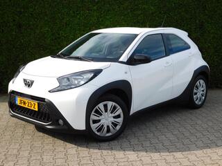 toyota-aygo-x-1.0-vvt-i-mt-play,-ac
