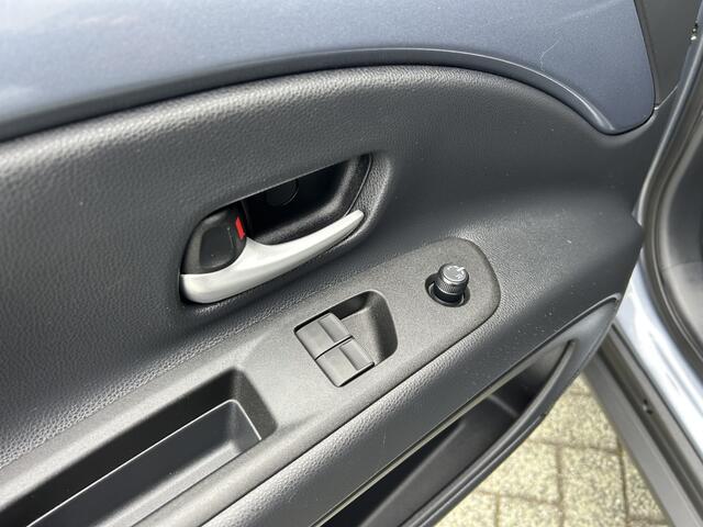 Toyota AYGO 1.0 VVT-i Puls Automaat! NIEUWSTAAT! ?