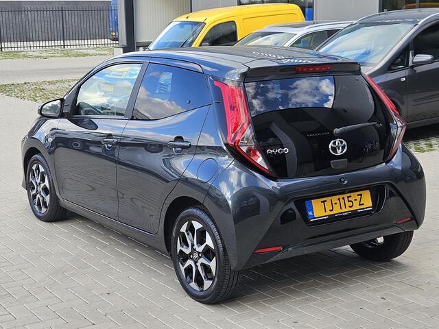Toyota AYGO 1.0 VVT-i x-first Carplay Camera NL-auto NAP