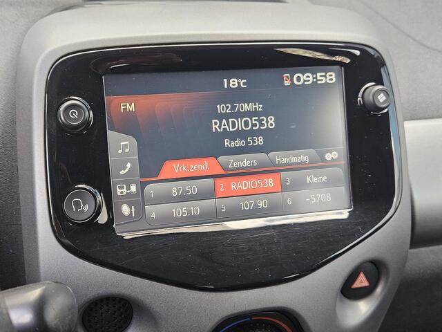 Toyota AYGO 1.0 VVT-i x-first Carplay Camera NL-auto NAP