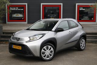toyota-aygo-x-1.0-vvt-i-s-cvt-play-