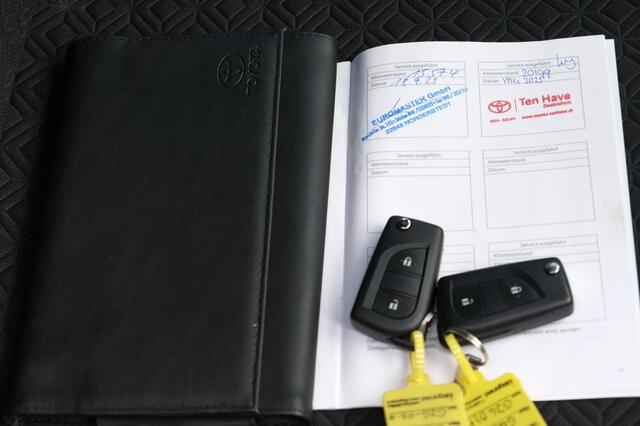 Toyota AYGO 1.0 VVT-i 72PK MT Pulse | Stoelverwarming | Apple Carplay