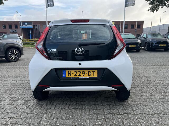 Toyota AYGO 1.0 VVT-i x-fun