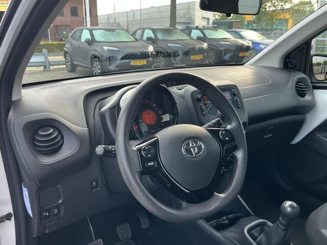 Toyota AYGO 1.0 VVT-i x-fun