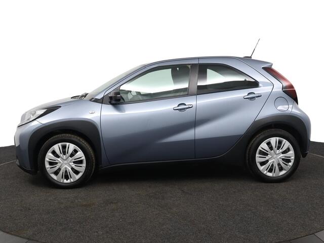 Toyota AYGO X 1.0 VVT-i MT Play | Adaptive Cruise Control | Achteruitrijcamera | Airco | Apple Carplay | Android Auto |