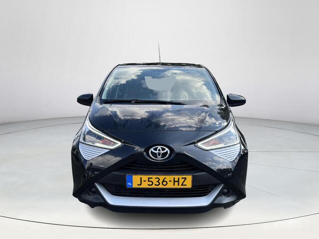 Toyota AYGO 1.0 VVT-i x-play | 5 deurs | Airconditioning | Carplay | Parkeercamera achter |