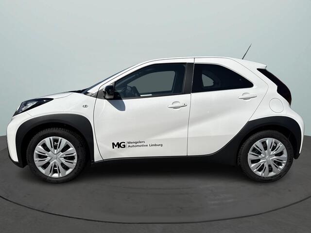 Toyota AYGO X 1.0 VVT-i MT Play