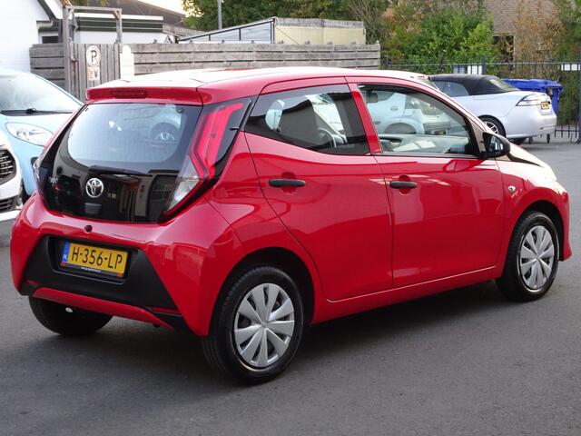 Toyota AYGO 1.0 VVT-i x-fun Airco, elektrische ramen, centrale vergrendeling, enz.
