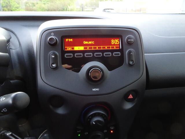 Toyota AYGO 1.0 VVT-i x-fun Airco, elektrische ramen, centrale vergrendeling, enz.