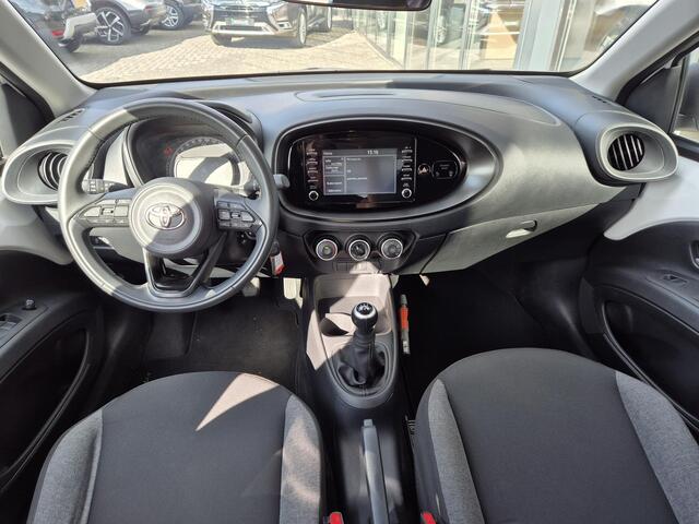 Toyota AYGO X 1.0 VVT-i MT Play