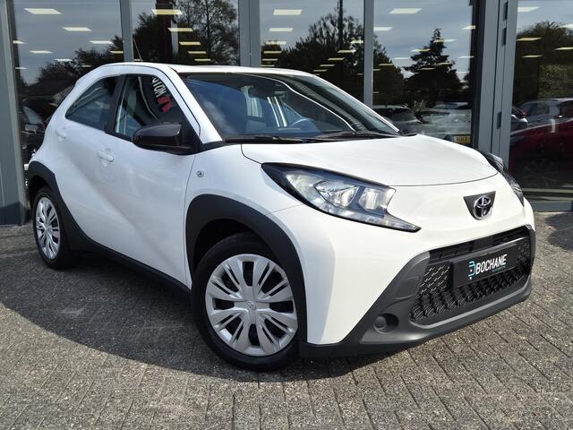 Toyota AYGO X 1.0 VVT-i MT Play