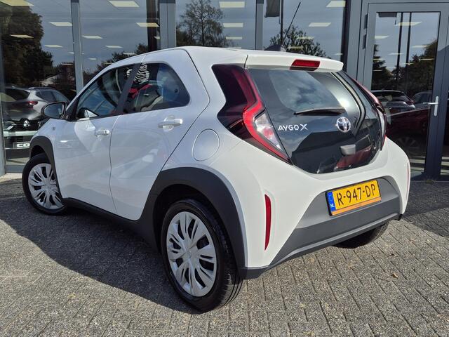 Toyota AYGO X 1.0 VVT-i MT Play
