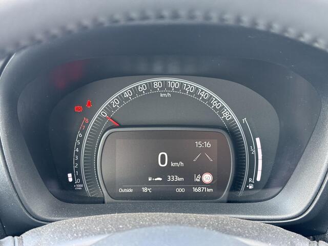 Toyota AYGO X 1.0 VVT-i MT Play **BLUETOOTH/ ADAPTIEF CRUISECONTROL/ AIRCO/ DAB/ GARANTIE**