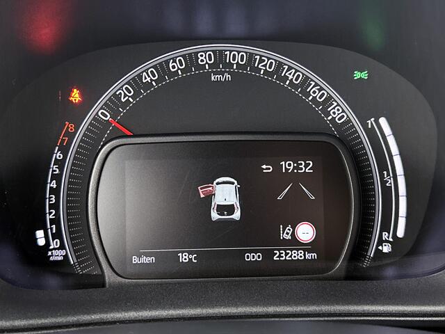 Toyota AYGO X 1.0 VVT-i MT Play | Apple Carplay/Android Auto | Achteruitrijcamera | Airconditioning |