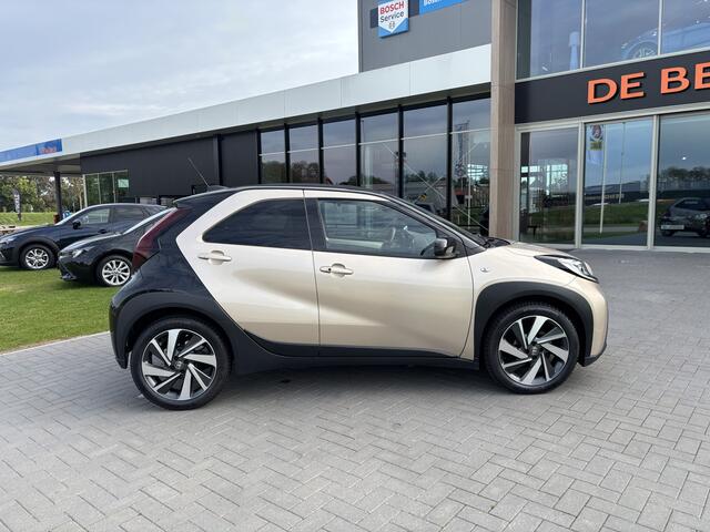 Toyota AYGO X 1.0 VVT-i MT Premium Cabrio I Two tone I All season banden