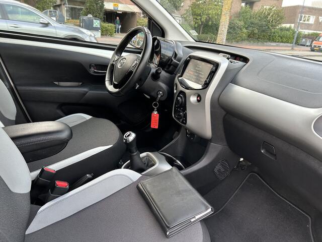Toyota AYGO 1.0 VVT-i x-sport 5 deurs airco keurige auto