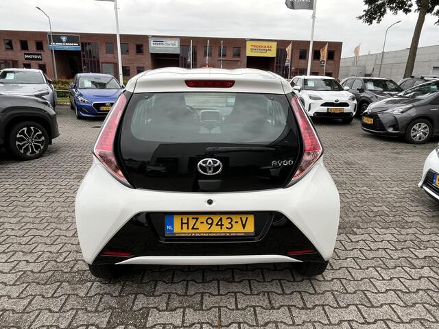 Toyota AYGO 1.0 VVT-i x-play All season banden