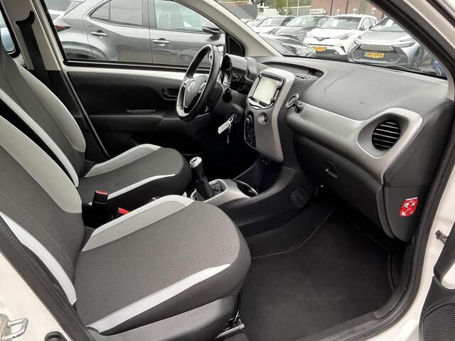 Toyota AYGO 1.0 VVT-i x-play All season banden