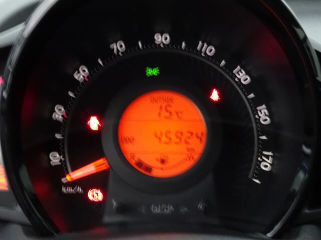 Toyota AYGO 1.0 VVT-i x-play limited Airco, achteruitrijcamera, cabrio top, apple carplay/android auto, enz.