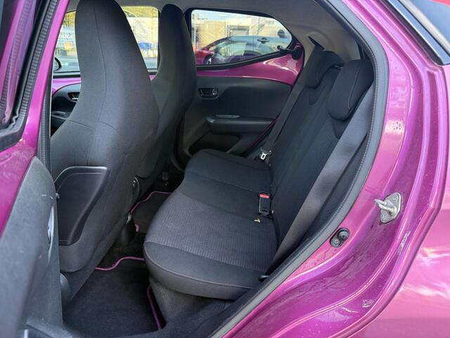 Toyota AYGO 1.0 VVT-i x-cite **APPLE CARPLAY/ AIRCO/ BEGRENZER/ BLUETOOTH/ GARANTIE**