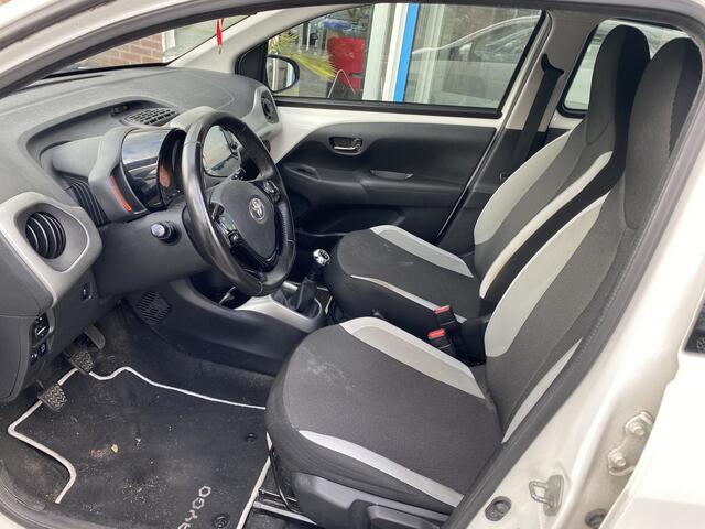 Toyota AYGO 1.0 VVT-i x-wave