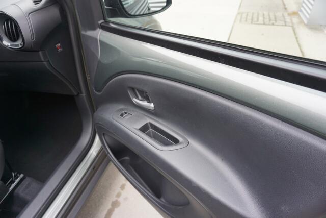 Toyota AYGO X 1.0 VVT-i S-CVT Envy Automaat |Navi|Carplay|Camera|