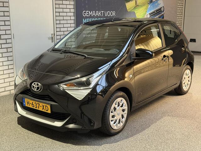 Toyota AYGO 1.0 VVT-i x-play