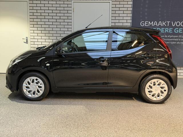 Toyota AYGO 1.0 VVT-i x-play