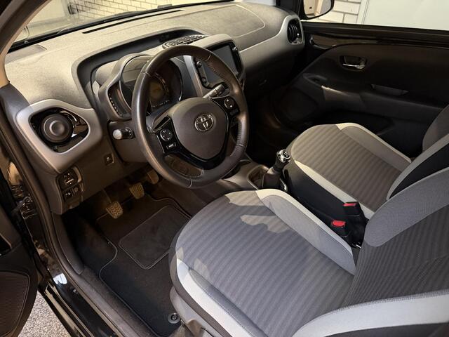 Toyota AYGO 1.0 VVT-i x-play