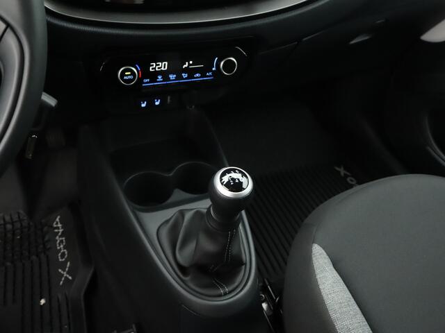 Toyota AYGO X 1.0 First Edition Limited | Stoelverwarming | LM Velgen | Privacy Glass |