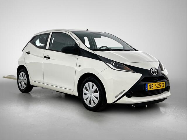 Toyota AYGO 1.0 VVT-i x-now | Nieuw Geleverd | Dealer Onderhouden | Airco |