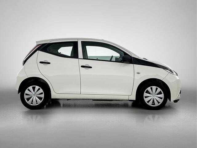 Toyota AYGO 1.0 VVT-i x-now | Nieuw Geleverd | Dealer Onderhouden | Airco |