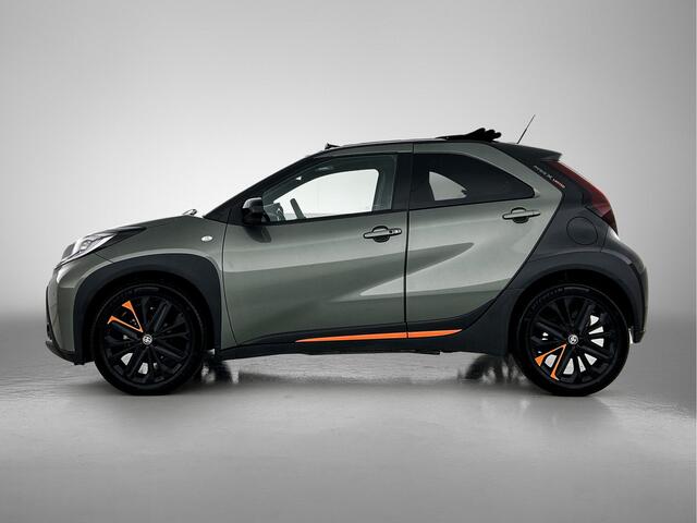Toyota AYGO X 1.0 VVT-i S-CVT Premium | Cabrio | Lederen bekleding | Stoelverwarming | JBL |
