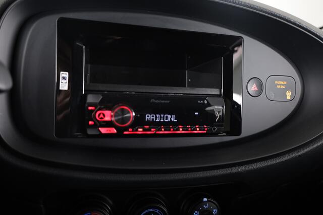 Toyota AYGO X 1.0 VVT-i MT *DEMO* | Bluetooth | Radio | Airco |