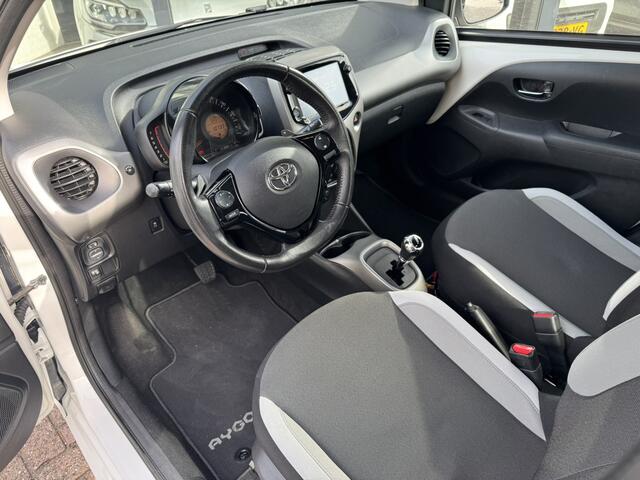 Toyota AYGO 1.0 VVT-i x-play Automaat*Airco*Camera*