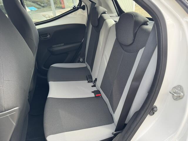 Toyota AYGO 1.0 VVT-i x-play Automaat*Airco*Camera*