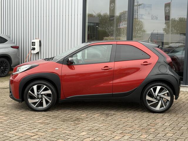 Toyota AYGO X 1.0 VVT-i S-CVT Envy