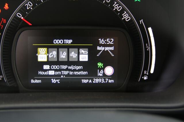 Toyota AYGO 1.0 VVT-i MT Play/Camera/Adapt.Cruise/4Seiz. banden